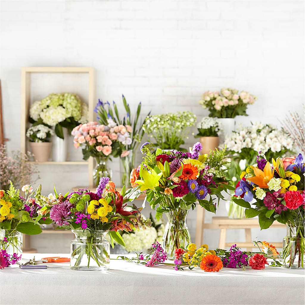 Bold & Bright – A Florist Original – Bella Fiore, Clermont FL