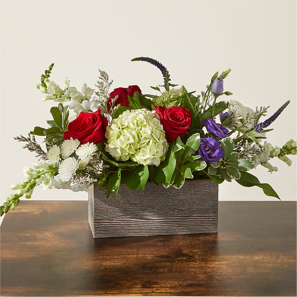 Sweet Magnolia Bouquet – Bella Fiore, Clermont FL