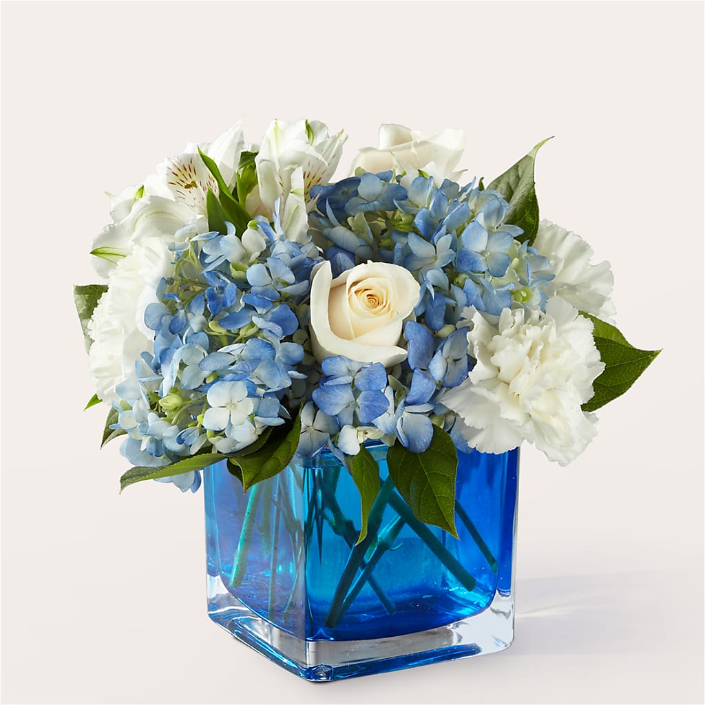 Soothing Waters Bouquet – Bella Fiore, Clermont FL
