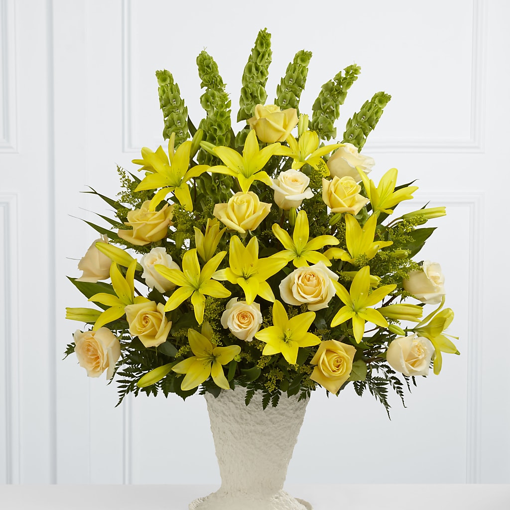 Golden Memories Arrangement – Bella Fiore, Clermont FL