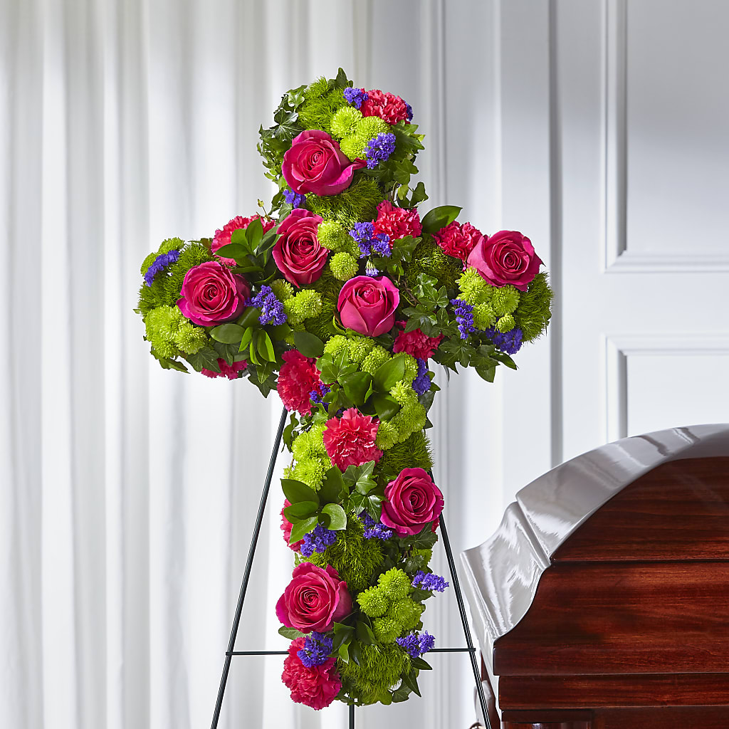 Tribute Rose Floral Cross – Bella Fiore, Clermont FL