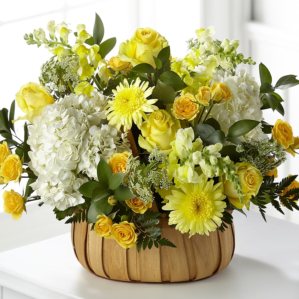 Rustic Remembrance Basket – Bella Fiore, Clermont FL