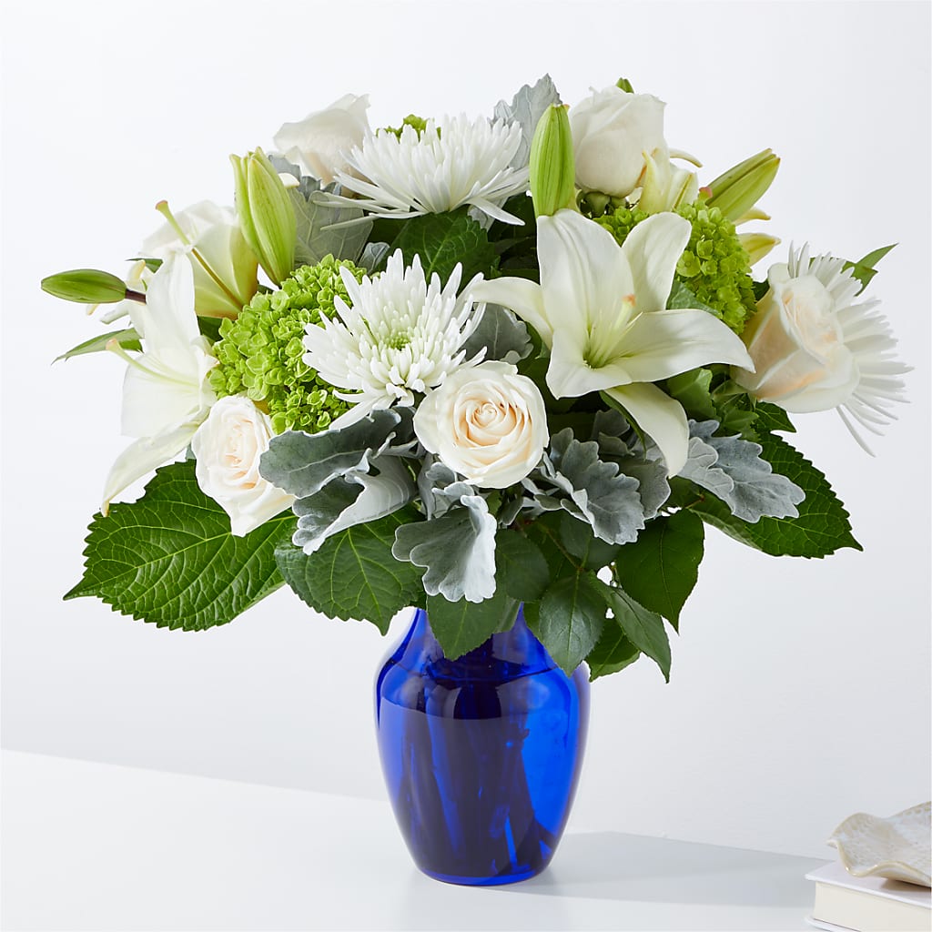 Snowy Dreams Bouquet – Bella Fiore, Clermont FL