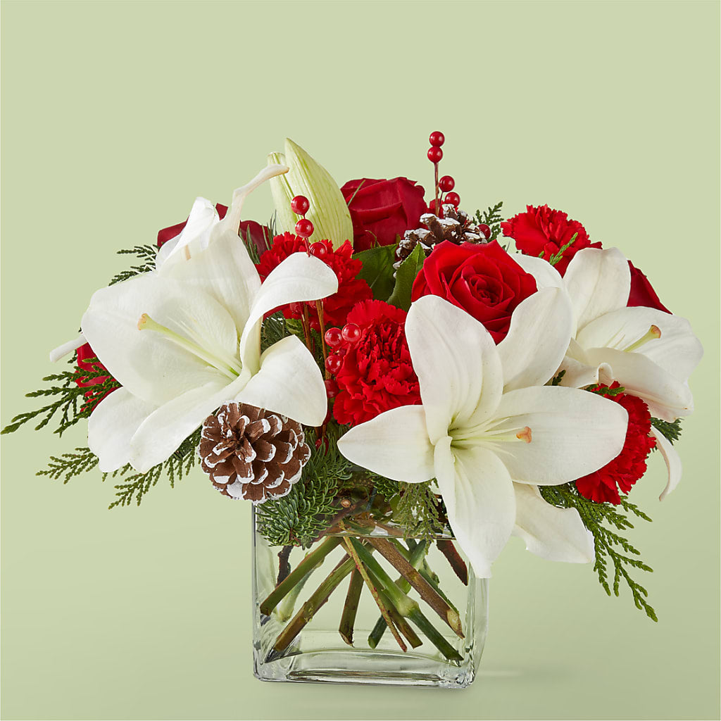 Glistening Icicles Bouquet – Bella Fiore, Clermont FL