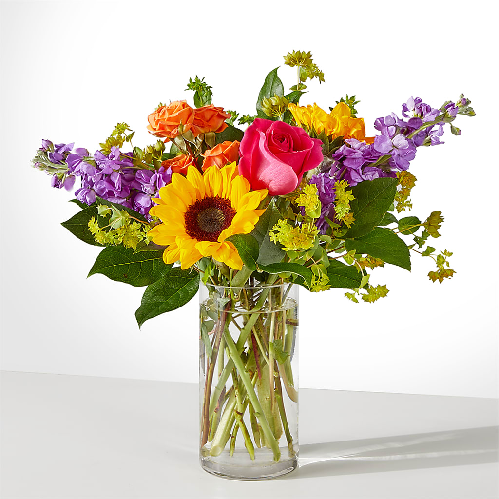 Vibrant Greetings Bouquet – Bella Fiore, Clermont FL