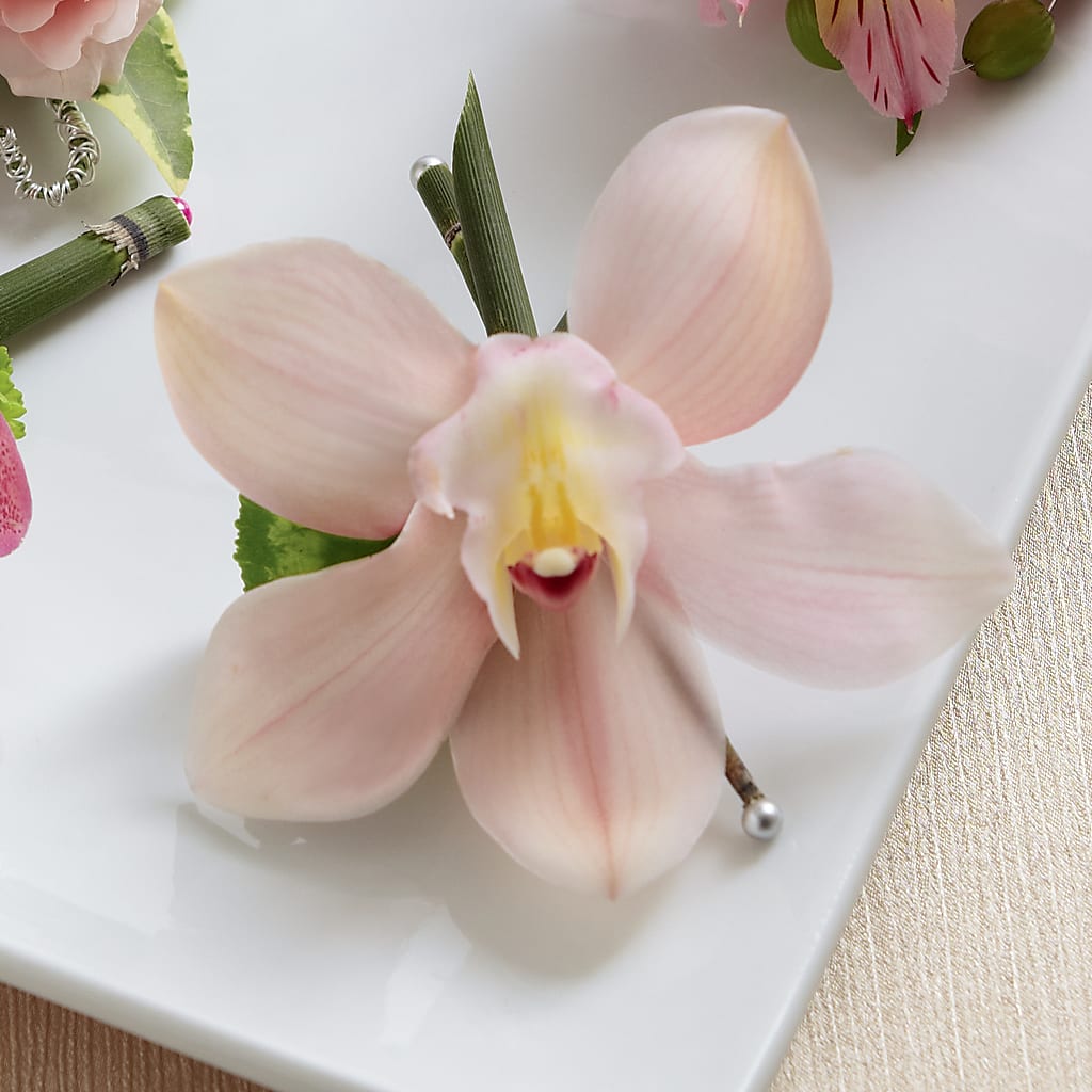 Pink Cymbidium Boutonniere – Bella Fiore, Clermont FL