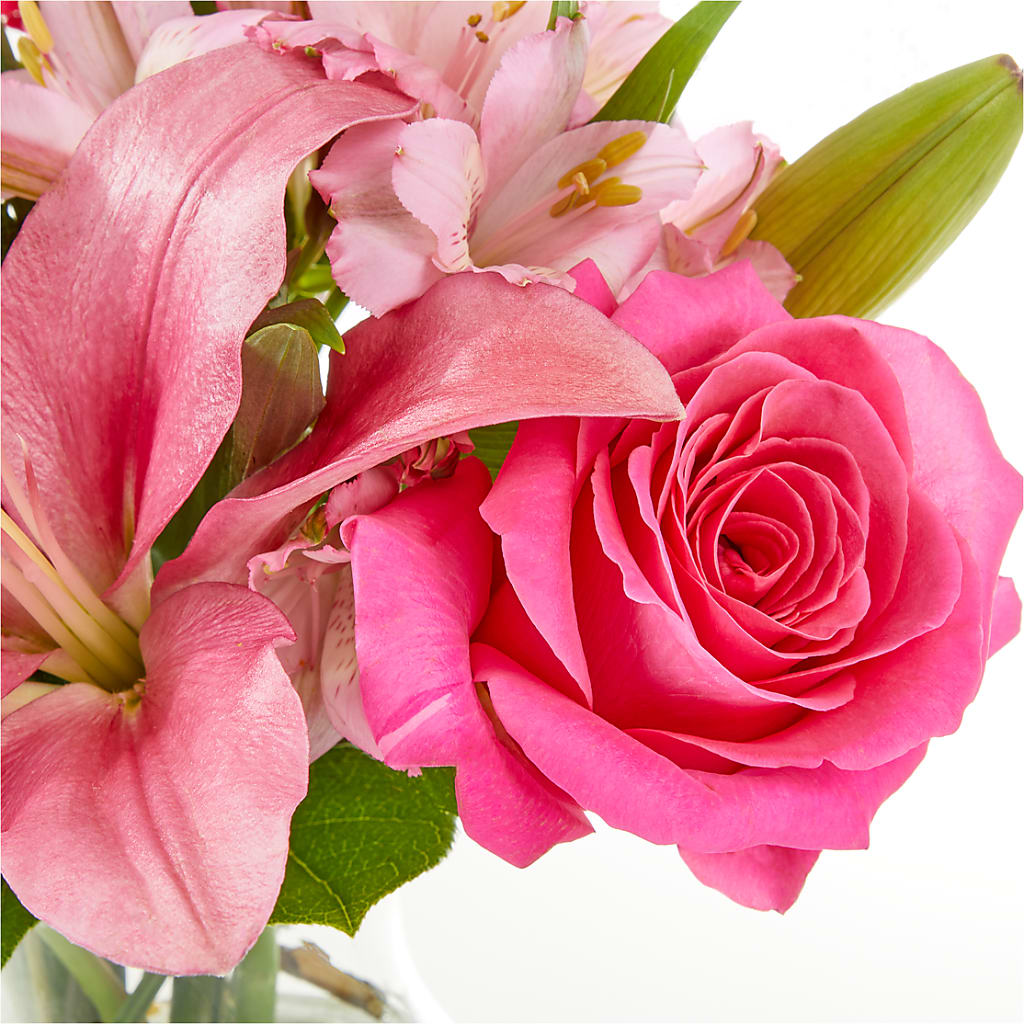 Lots of Love Bouquet –  Bella Fiore, Clermont FL