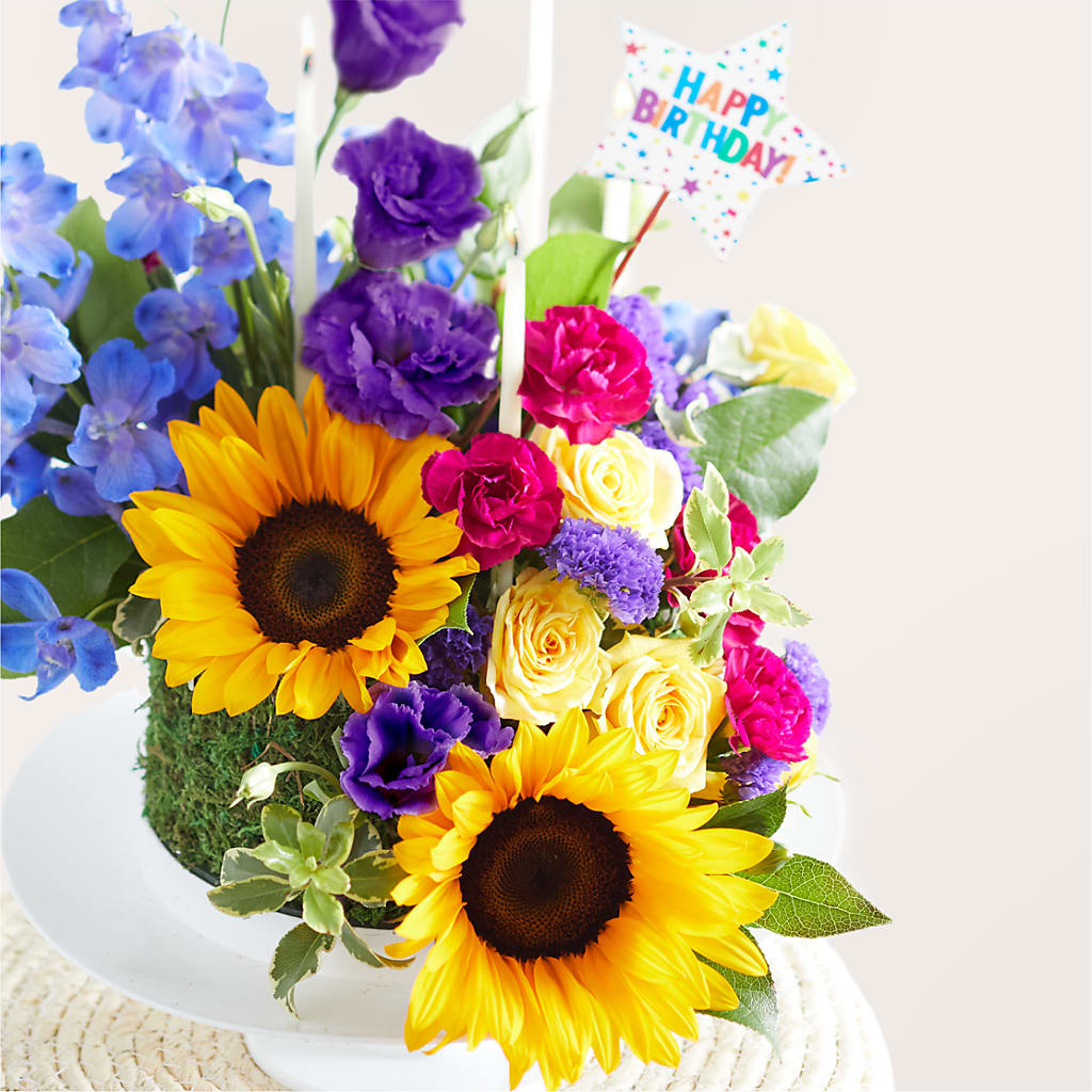Star of the Day Floral Cake –  Bella Fiore, Clermont FL